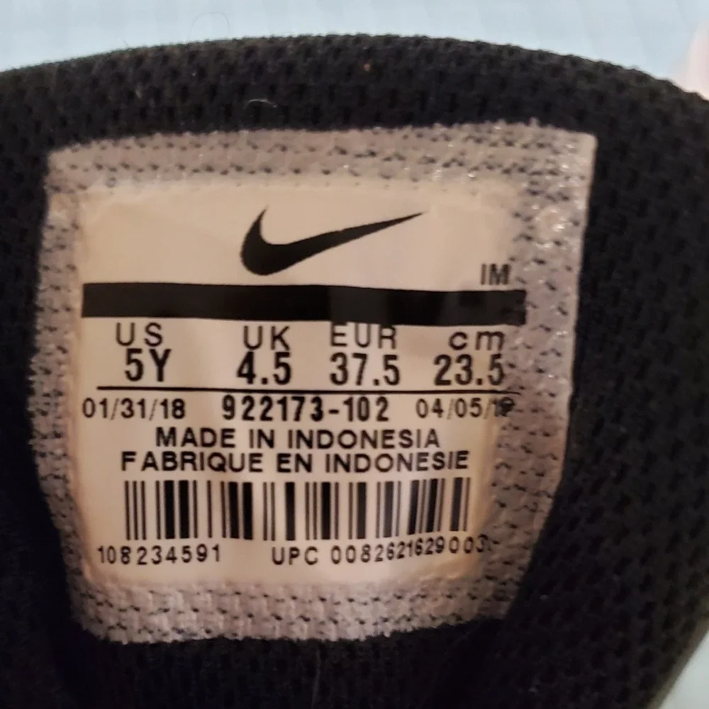 Nike Air Max 95 Premium Logo Print White Black 5Y 922173-102 Mens 5 Womens 6.5